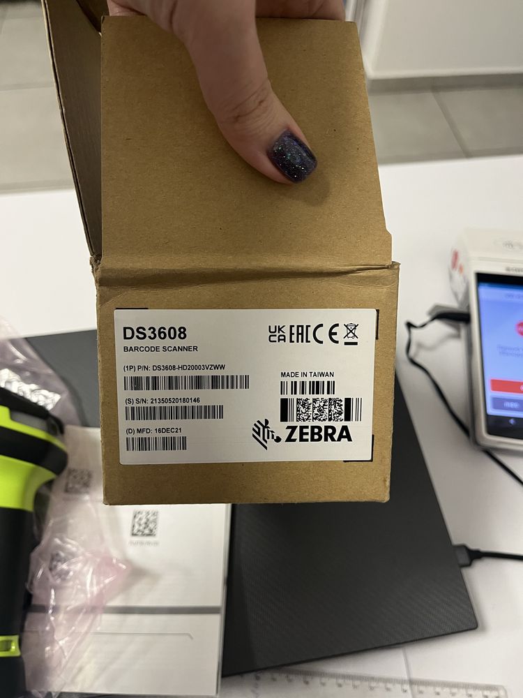 Сканр Zebra DS3608