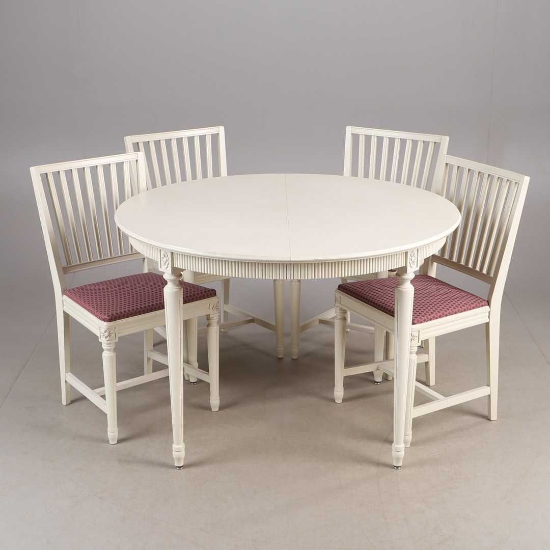 Stół do jadalni plus 4 krzesła