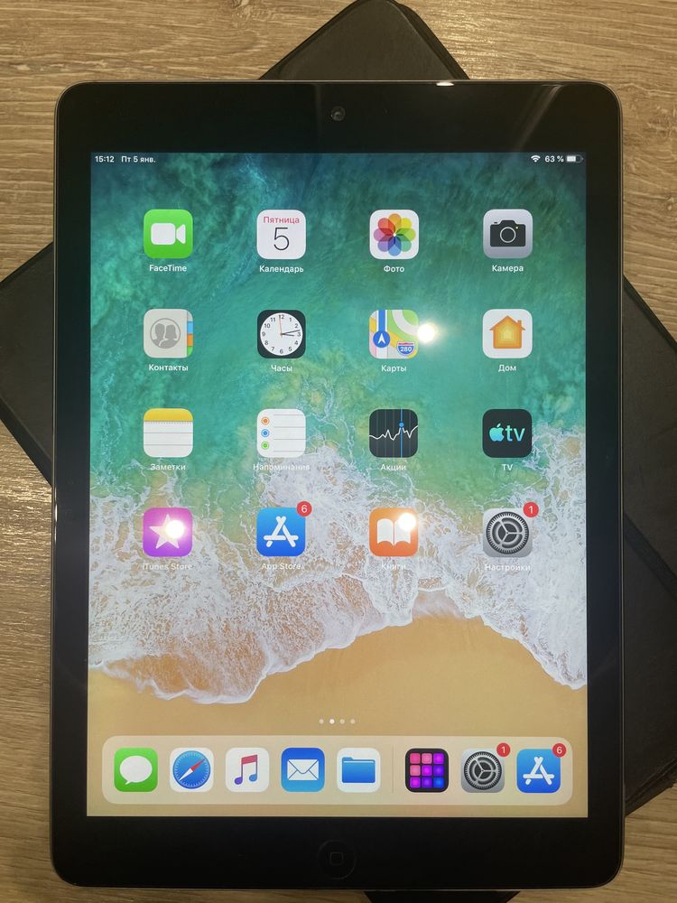 Apple iPad Air (1th gen.) 9.7’’,16GB Wi-Fi