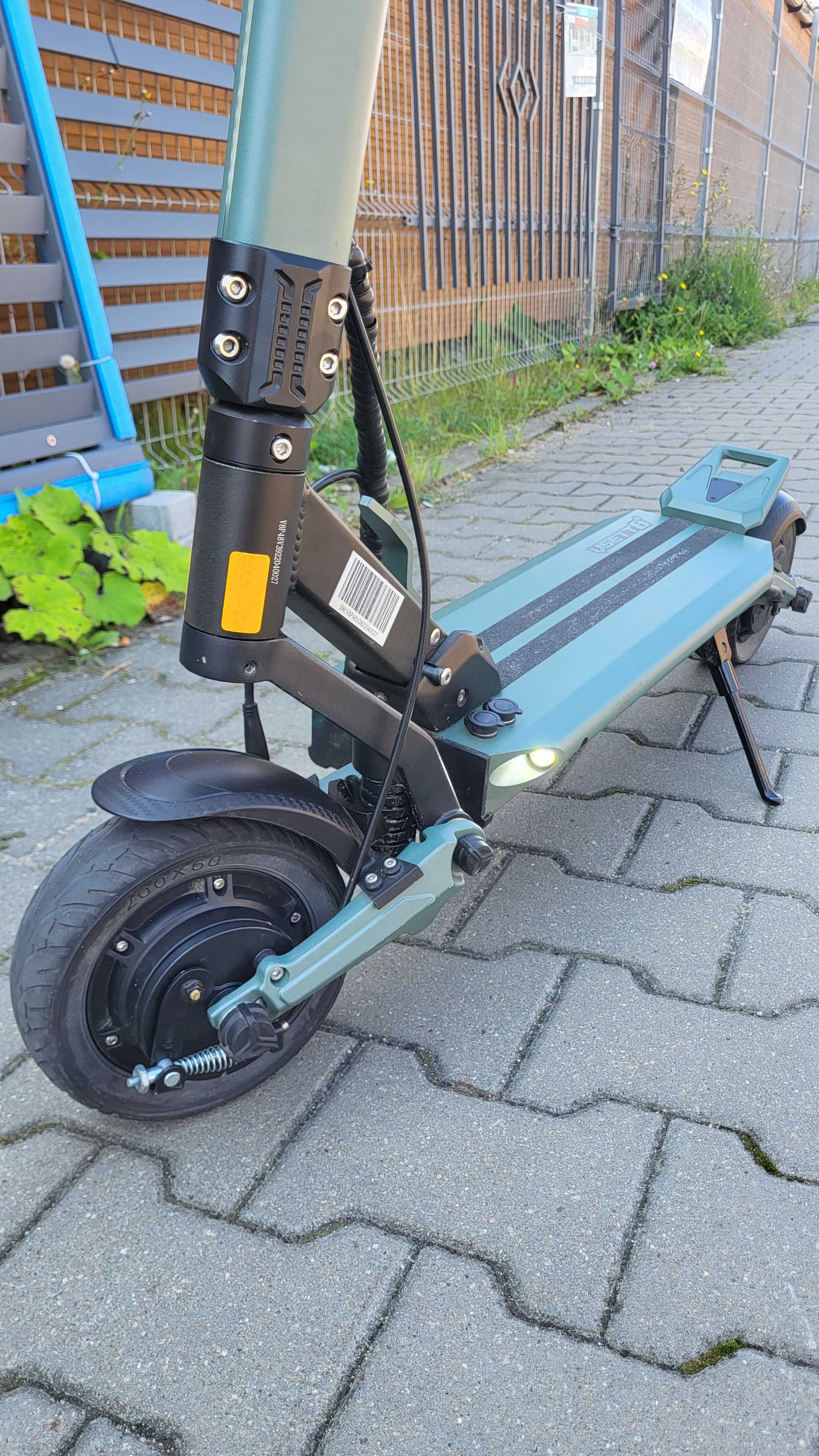 Hulajnoga elektryczna  V-SETT 8+ , na gwarancji .