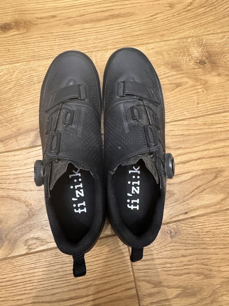 Fizik bity- rozmiar 38