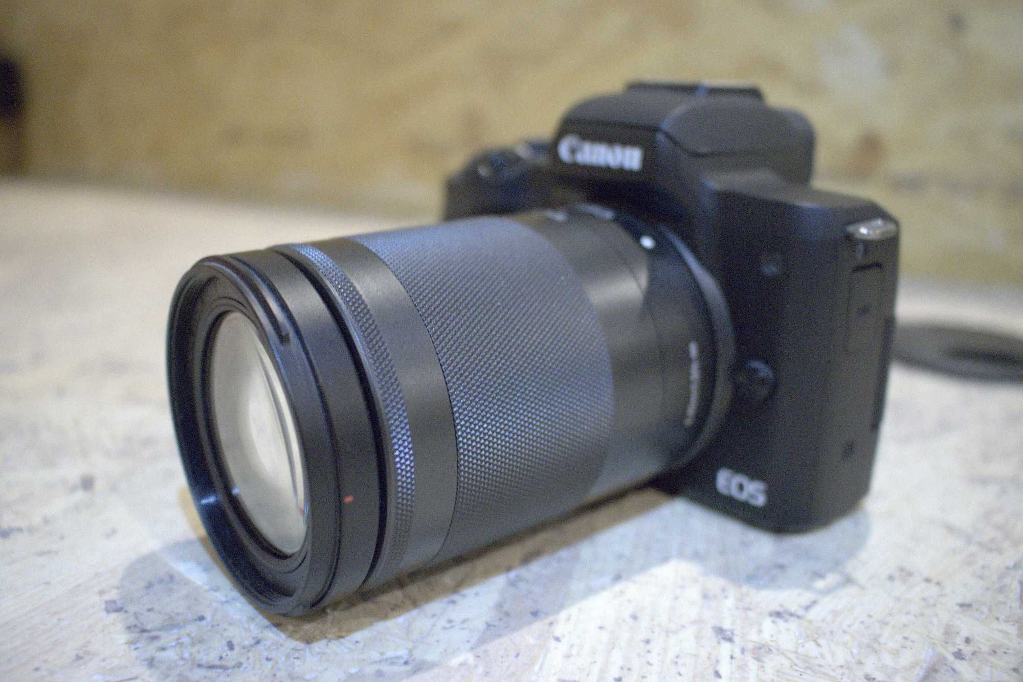 Canon M50, com lente 18-150mm