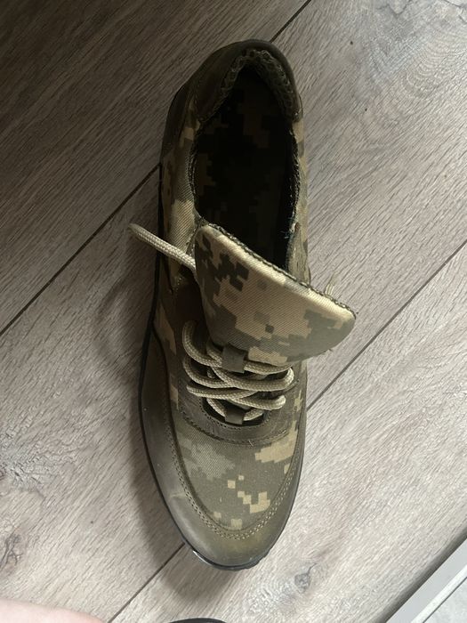 Обувь пиксель