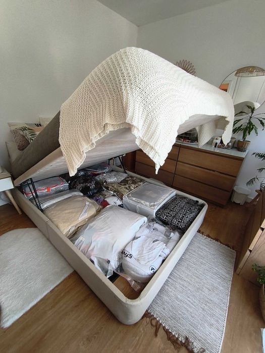 Cama/Sommier com arrumação IKEA