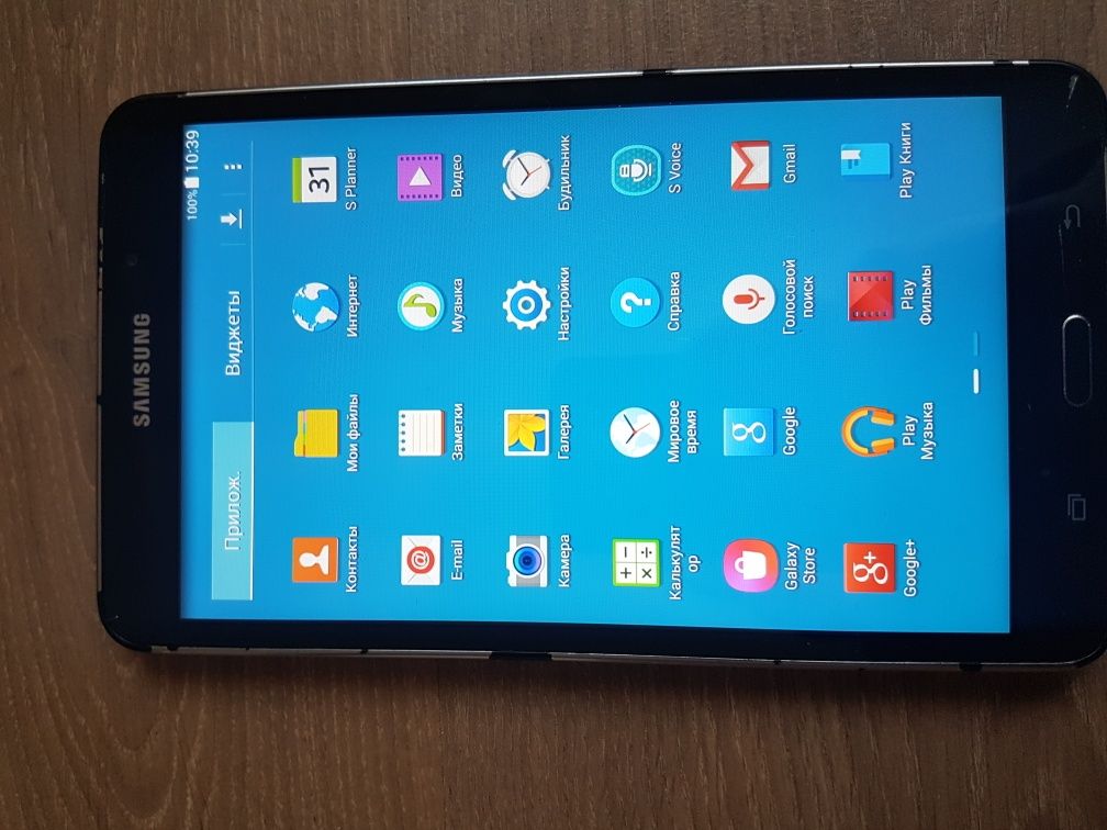 Планшет  Samsung Galaxy Tab 4 7.0 SM-T230 8Gb