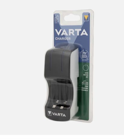 Зарядное устройсво Varta на 4 батарейки Зарядний пристрій