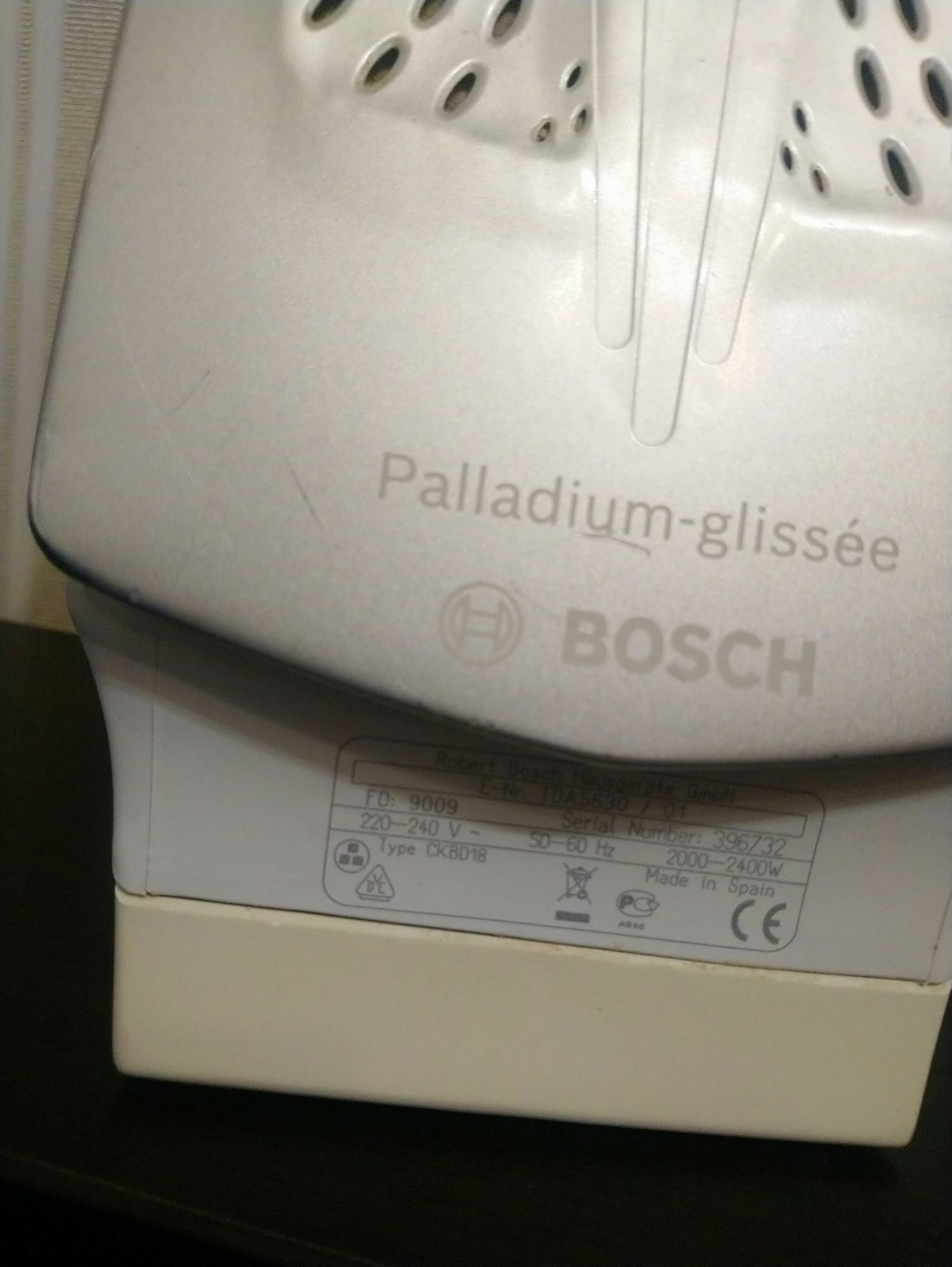 Утюг Bosch 2400 W производство Испания