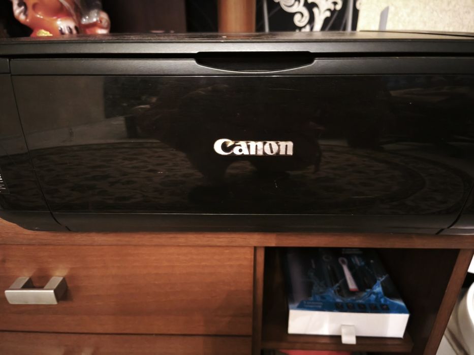 Кольоровий принтер потребує заправки