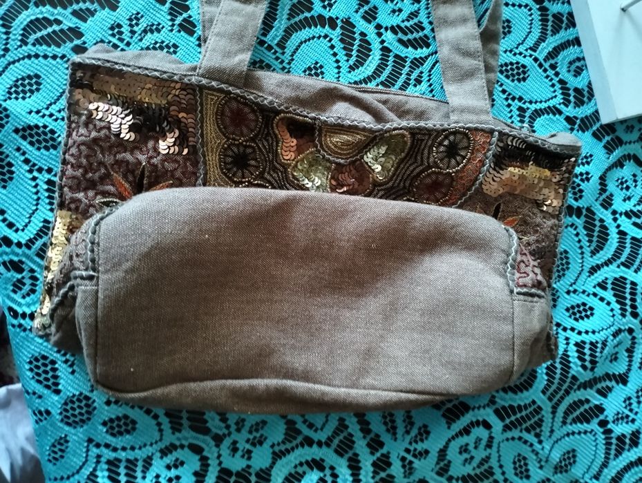 Haftowana torebka - rękodzieło; Per Una; 26 x 31 x 11cm