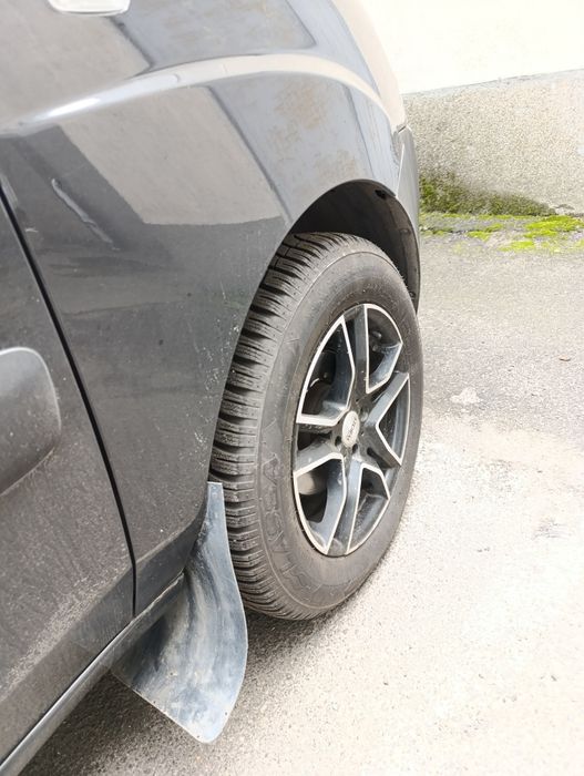 Fiat doblo 223 9-го года випуска 1.3 multijet