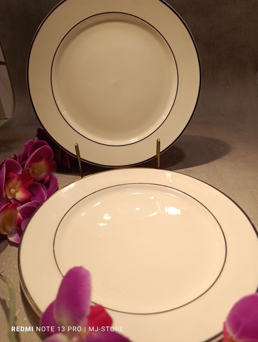 Klasyczne talerzyki deserowe ze złoceniem