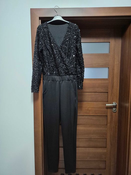 Kombinezon damski, czarny, cekiny.