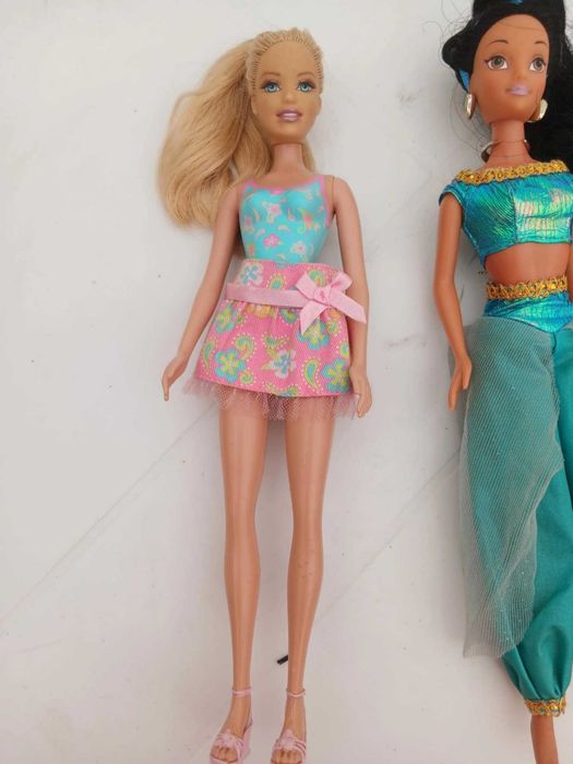 4 bonecas Barbie, muito antigas