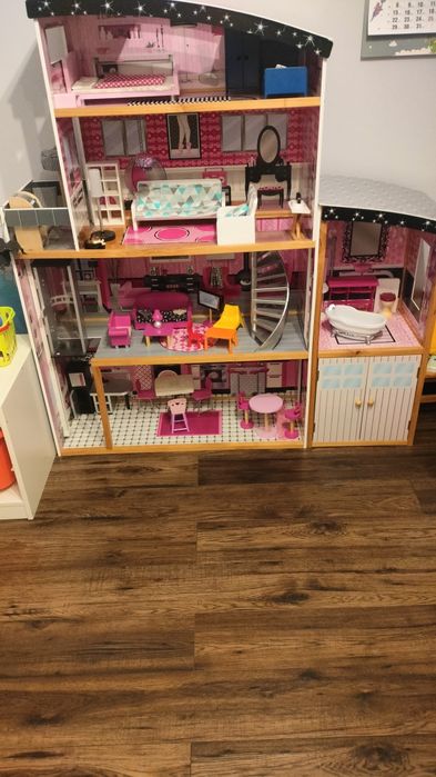 Domek dla lalek duży