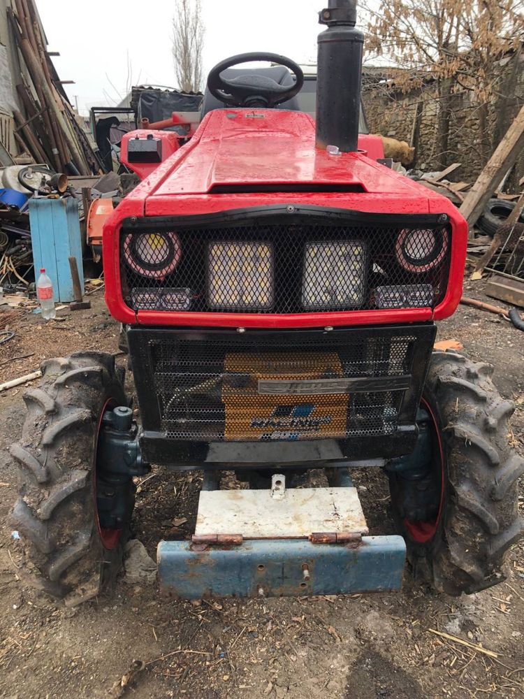 Трактор Kubota L2002dt