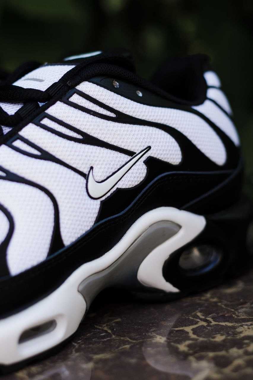 Чоловічі кросівки  Nike TN білий з чорним 5531-3 ХІТОВА ПАРА