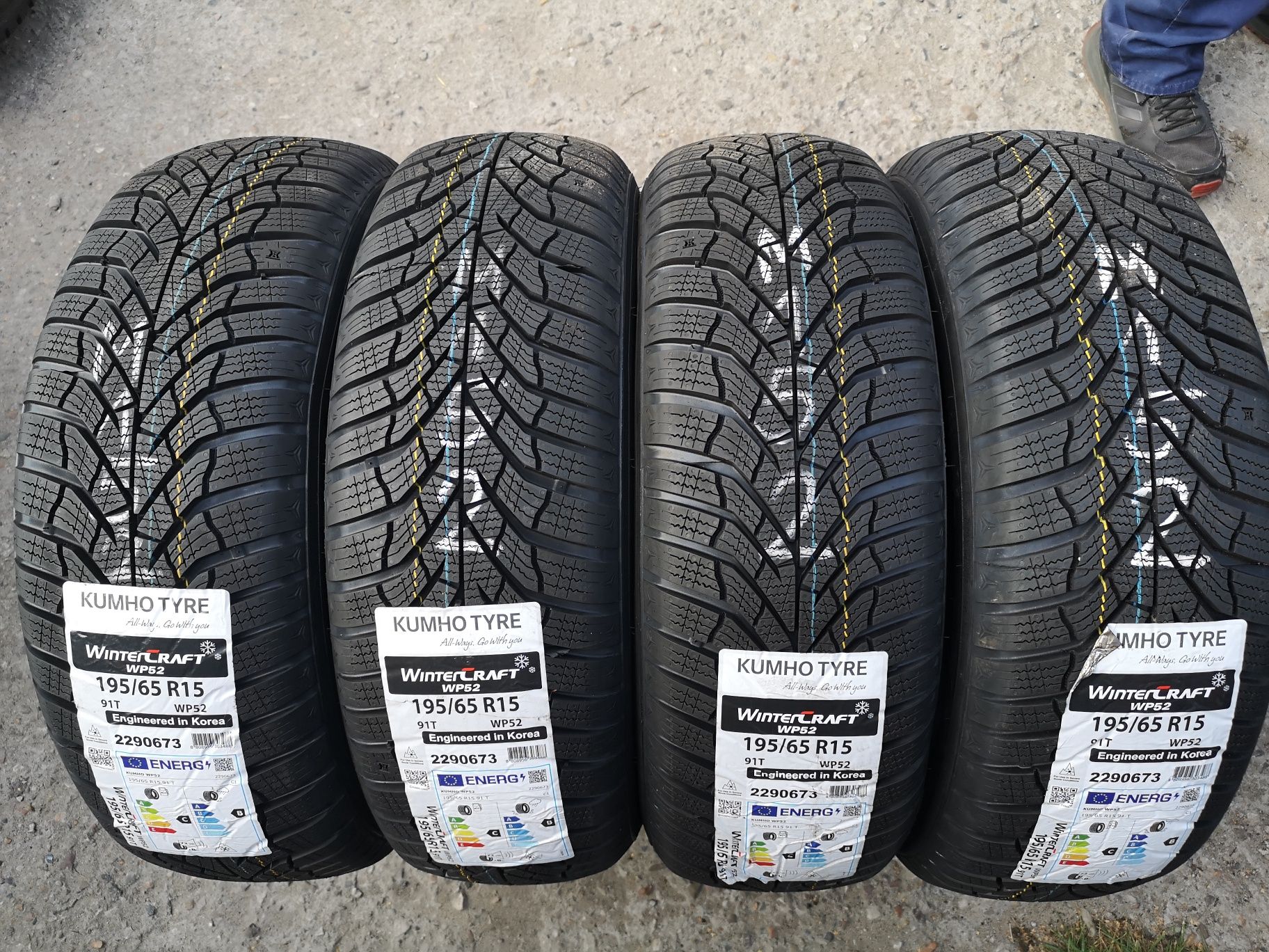 Nowe opony zimowe 195/65/15 Kumho Winter Craft WP52 4szt 2023r