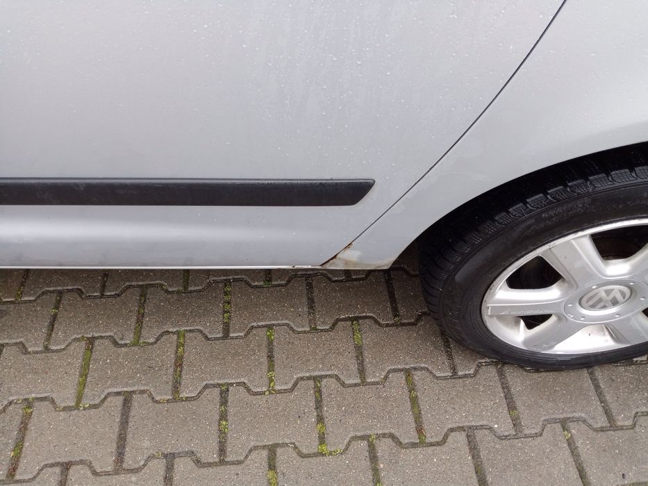 Sprzedam lub zamienię Sharana na busa.