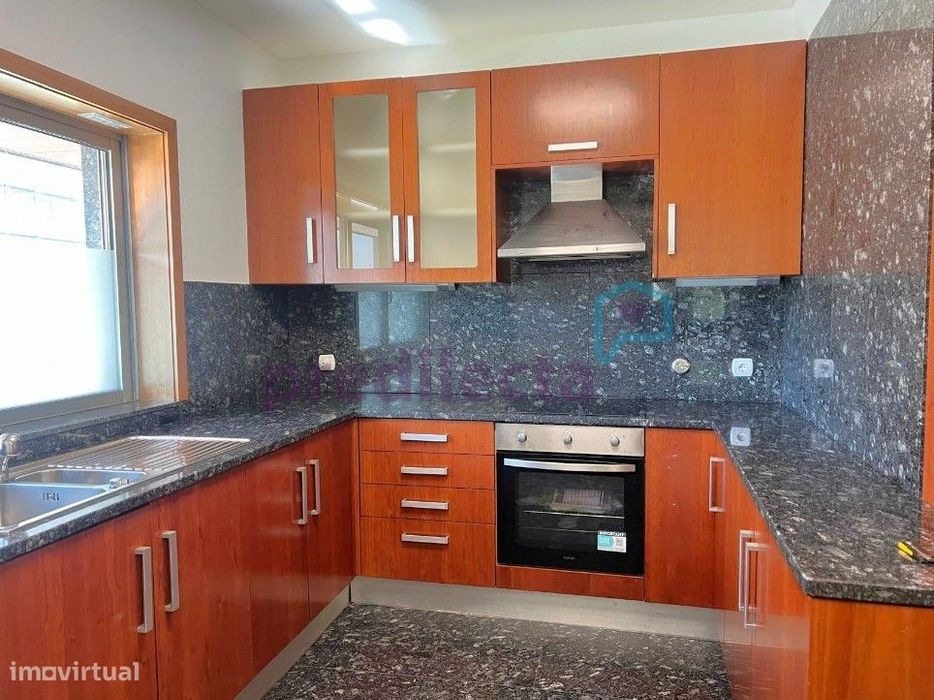 REF4118 - T3 Terraço - Asprela/ H. S. João, Porto