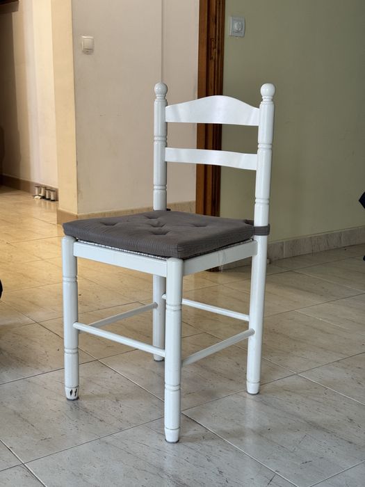 Conjunto Mesa e Cadeiras