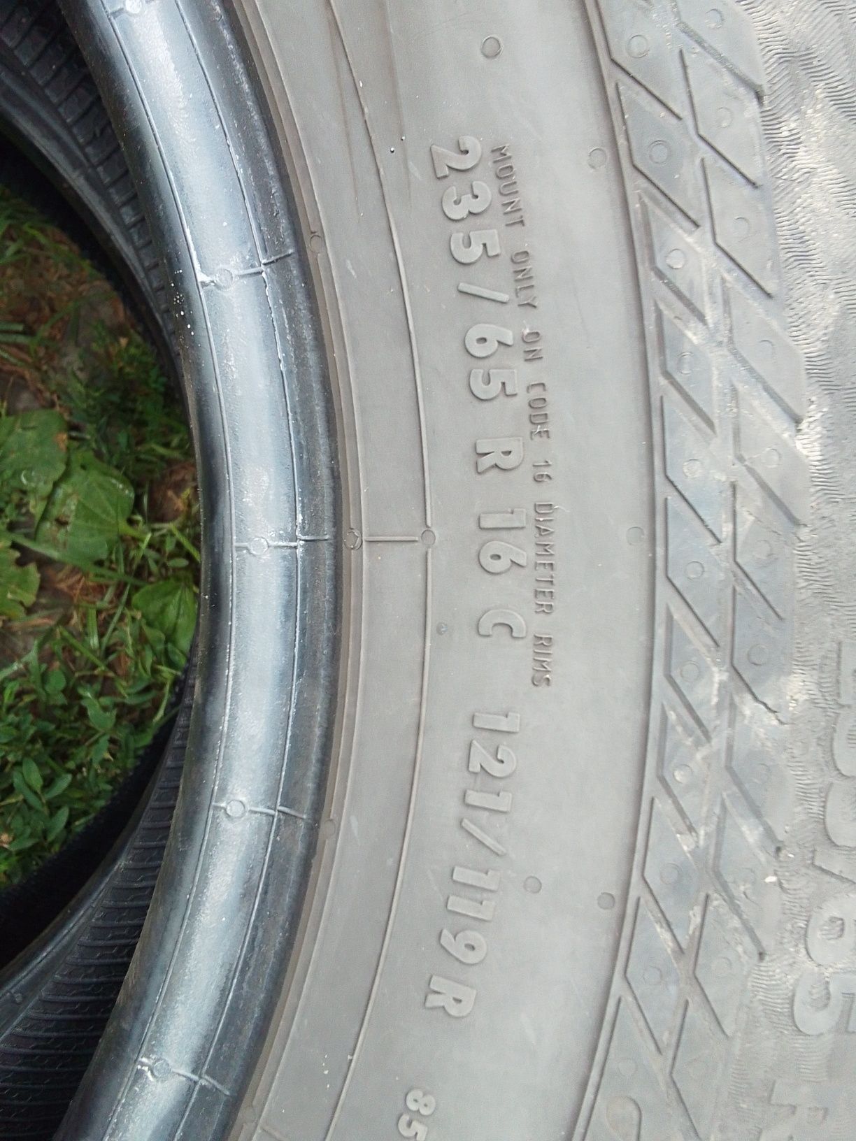 Cena za 2 Opony wielosezonowe 235/65r16C CONTINENTAL 2022r 6mm