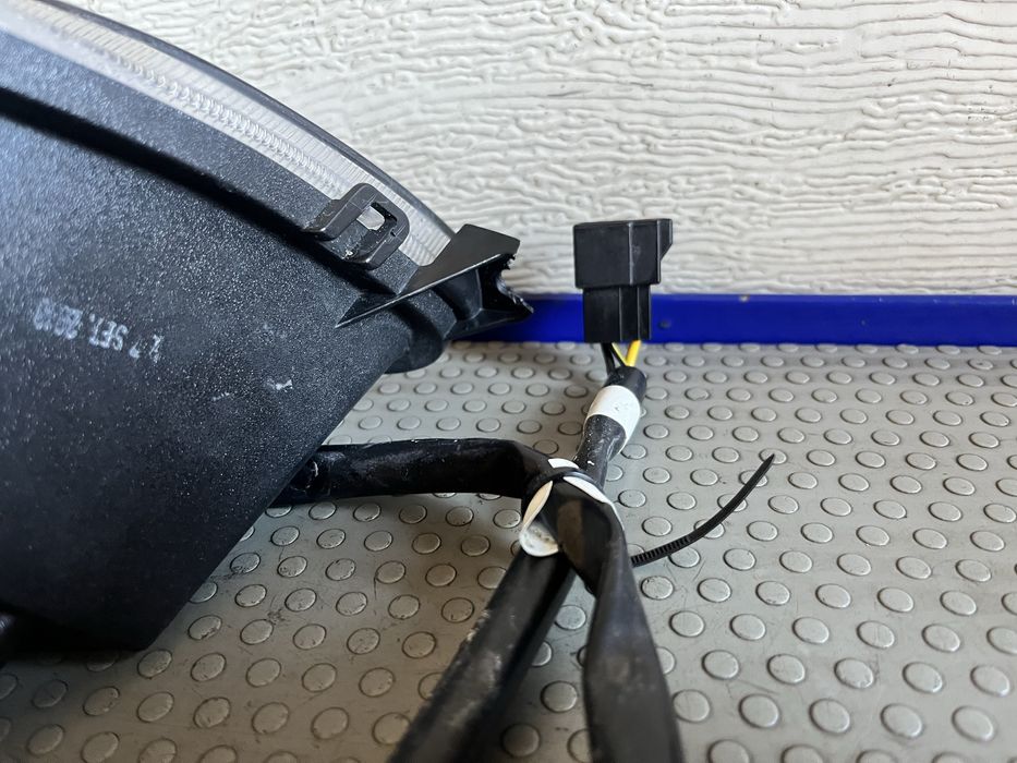 Lampa lewa yamaha yzf r 125 relfektor