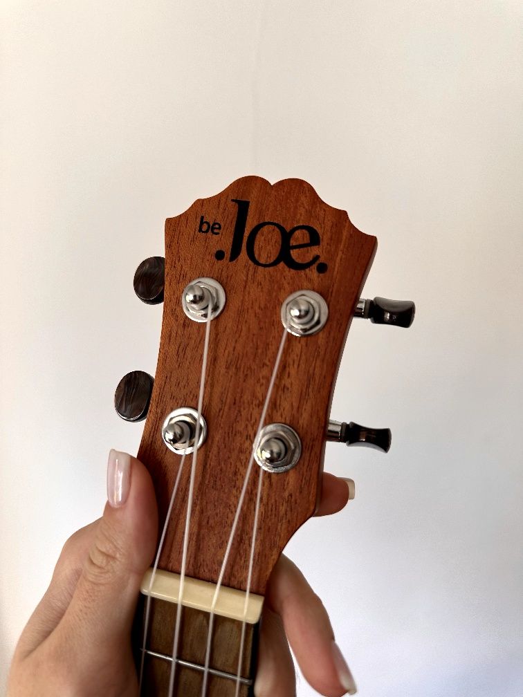 Ukulele be JOE w idealnym stanie