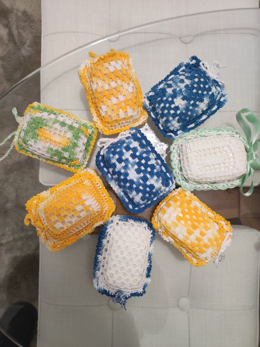 Bolsas em crochê para sabonetes