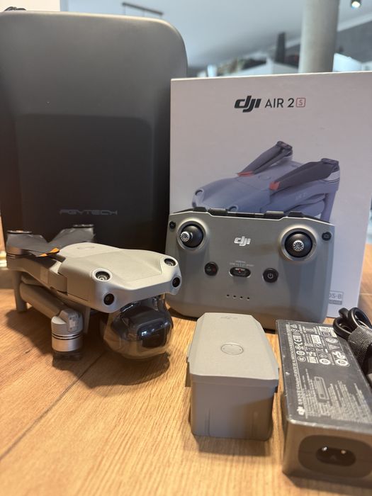 Dron DJI Air 2S idealny stan