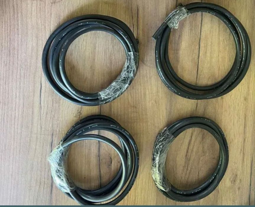 Pięć odcinków po 5 metrów przewodu 1x25mm2 .LINKA