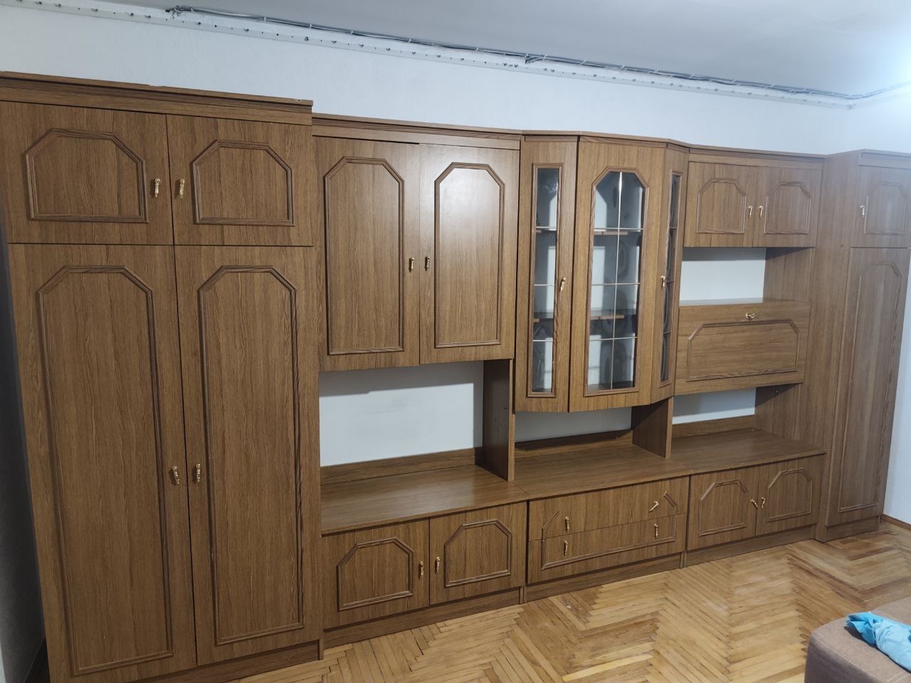 Продам стінку,довжина 4.05 ,висота 2.1