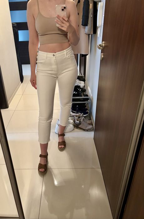 Białe spodnie rurki jeansy z wysokim stanem Massimo Dutti