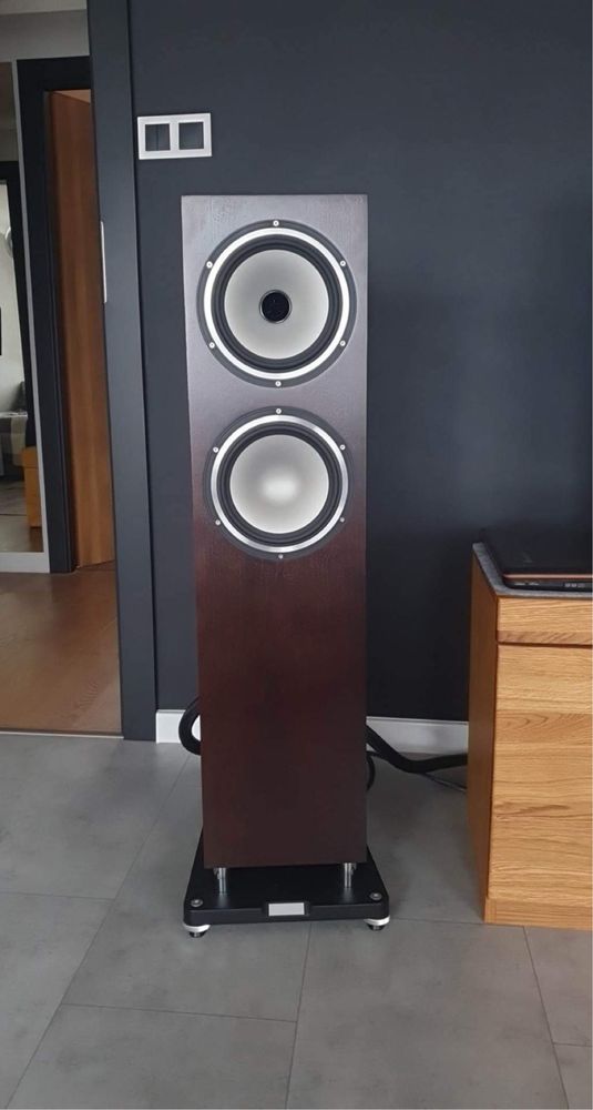 Tannoy-revolution-xt-8F