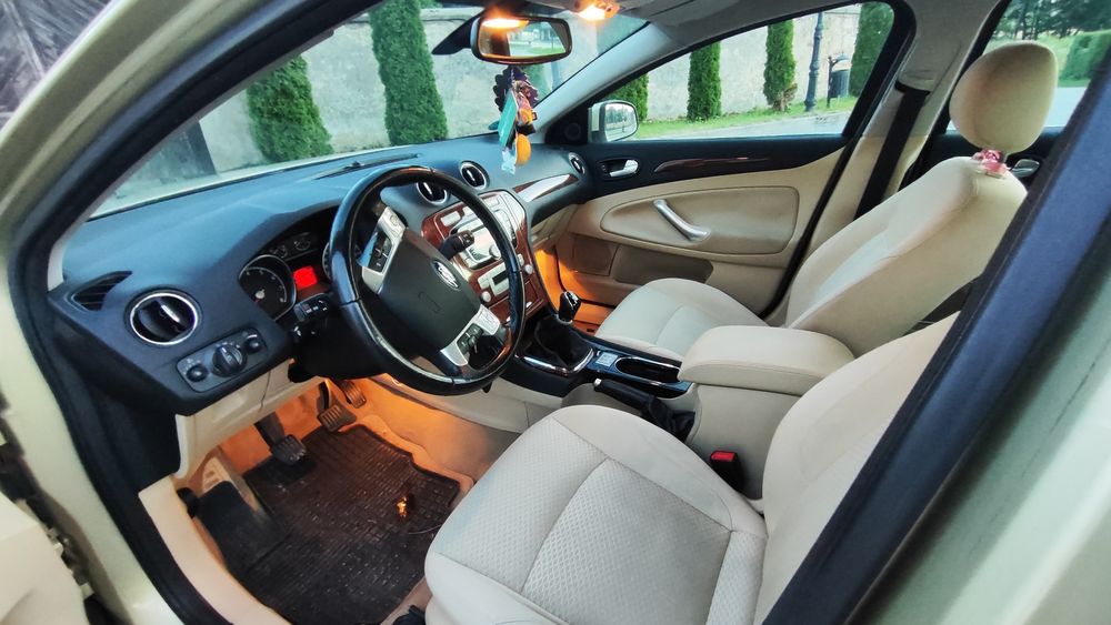 Sprzedam forda mondeo mk4 Ghia