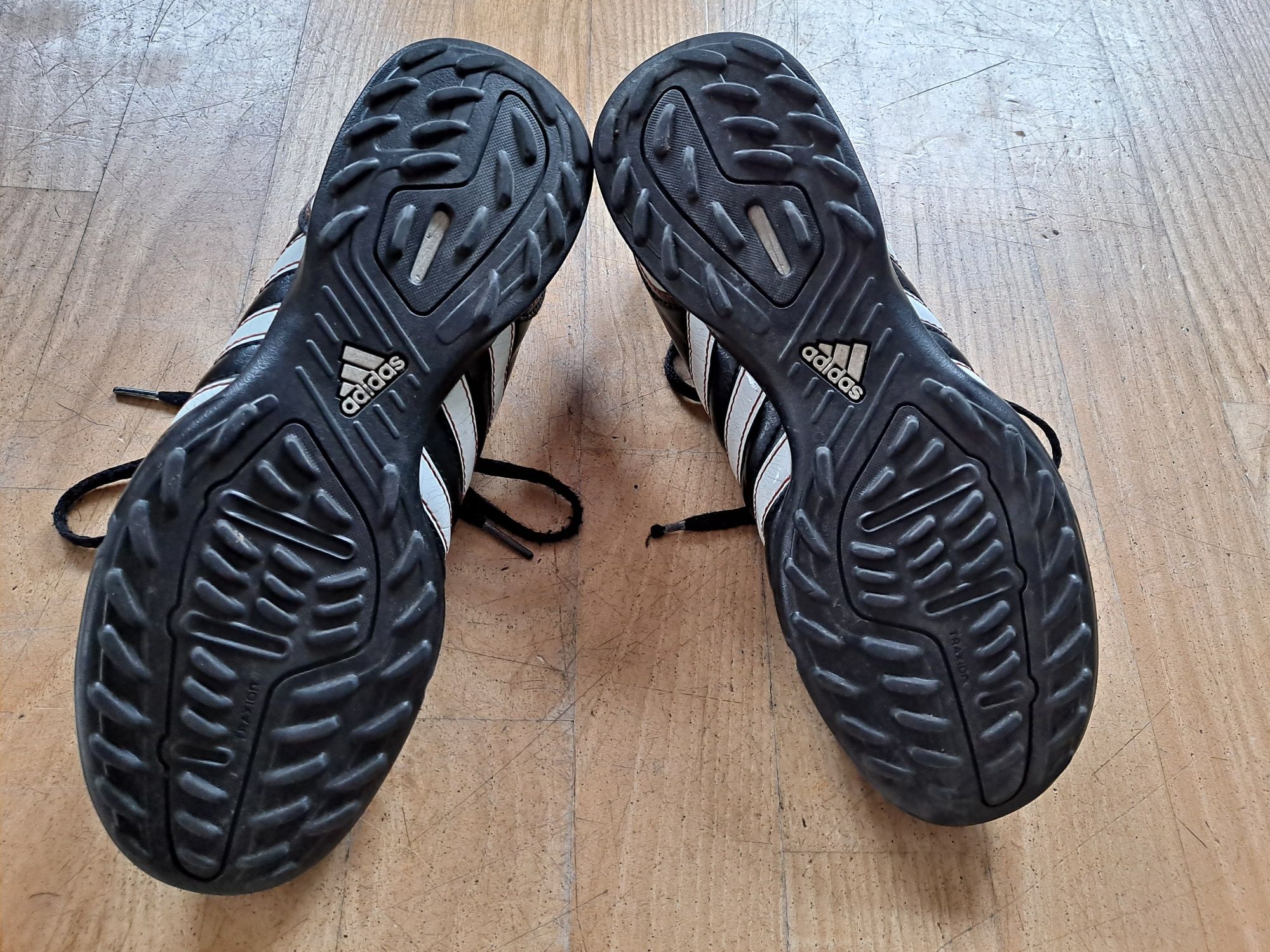 Turfy adidas rozm 39 buty do piłki nożnej