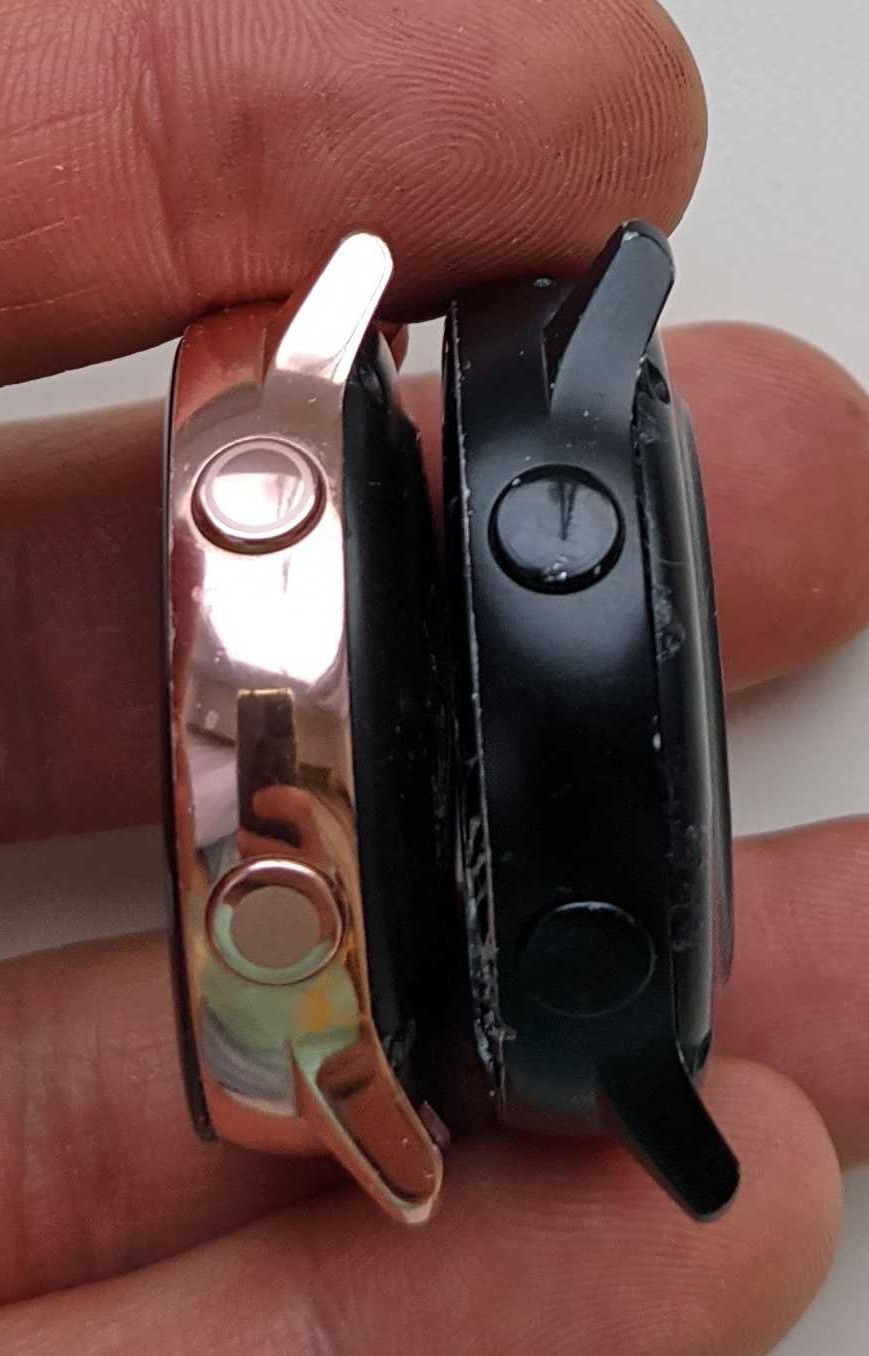 Продам Смарт-часы Samsung Galaxy Watch Active (R500) биты
