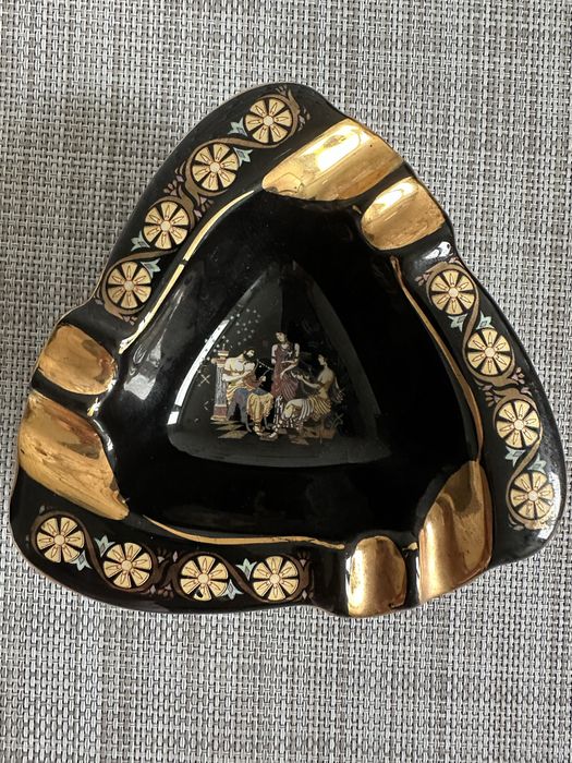 Раритетная пепельница, ручная работа , Греция