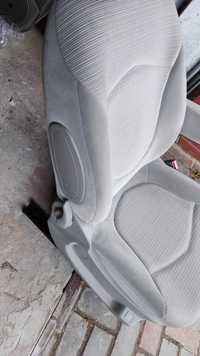 Fotele Citroen C5 2007r jasne