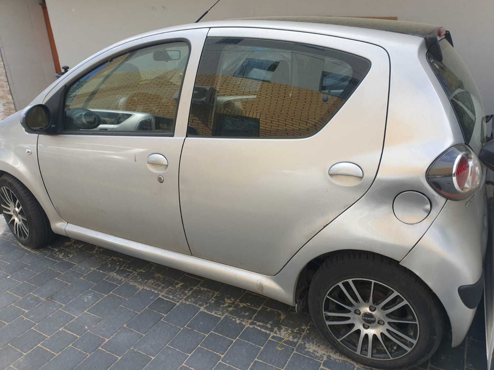 Toyota Aygo 2009 diesel, 1,4 cm3, klimatyzacja