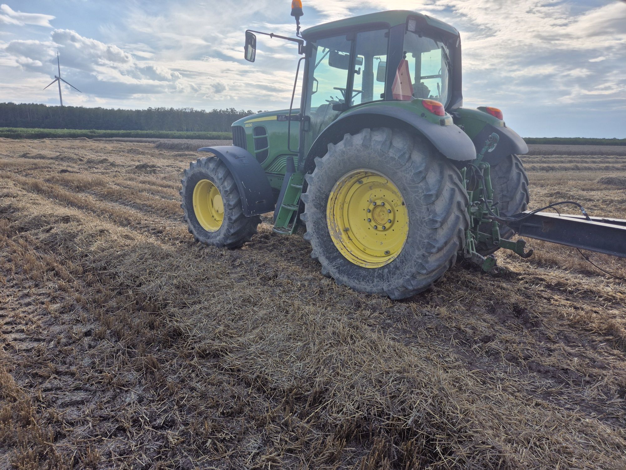 John  Deere  6830