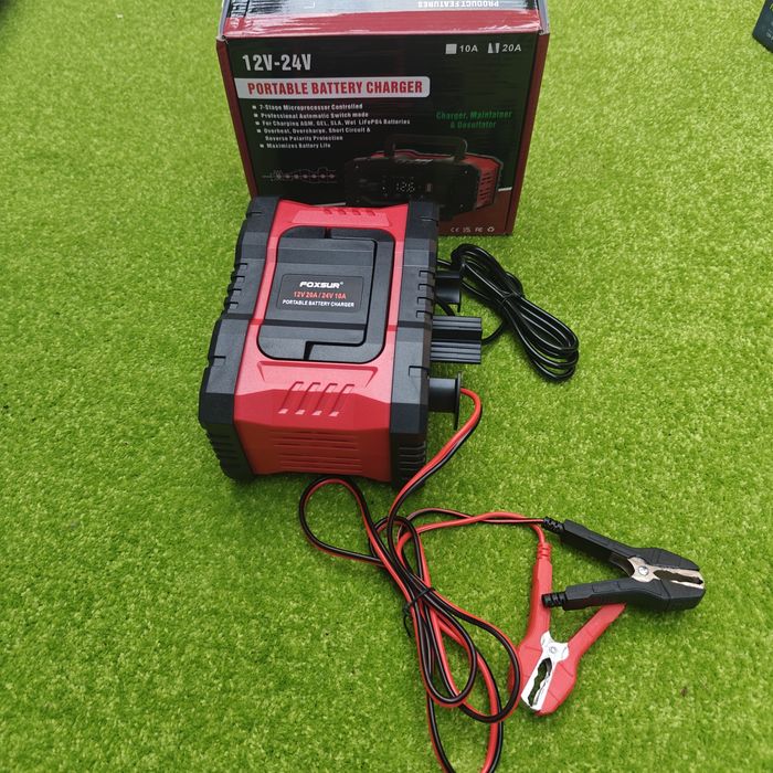 аккумуляторное зарядное устройство Foxsur FPT-200 12V-20А / 24V-10A