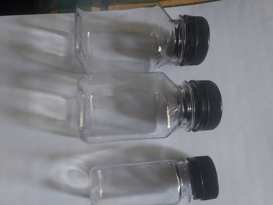Garrafas para sumos. Leite. Café. REUTILIZÁVEIS  15 euros 5 unidades.