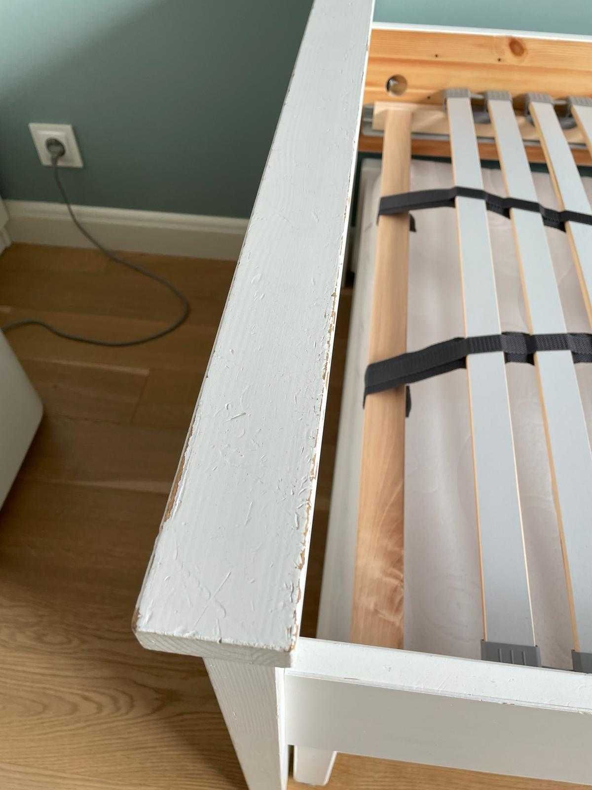 Hemnes łóżko Ikea dla dwóch osób + pojemniki