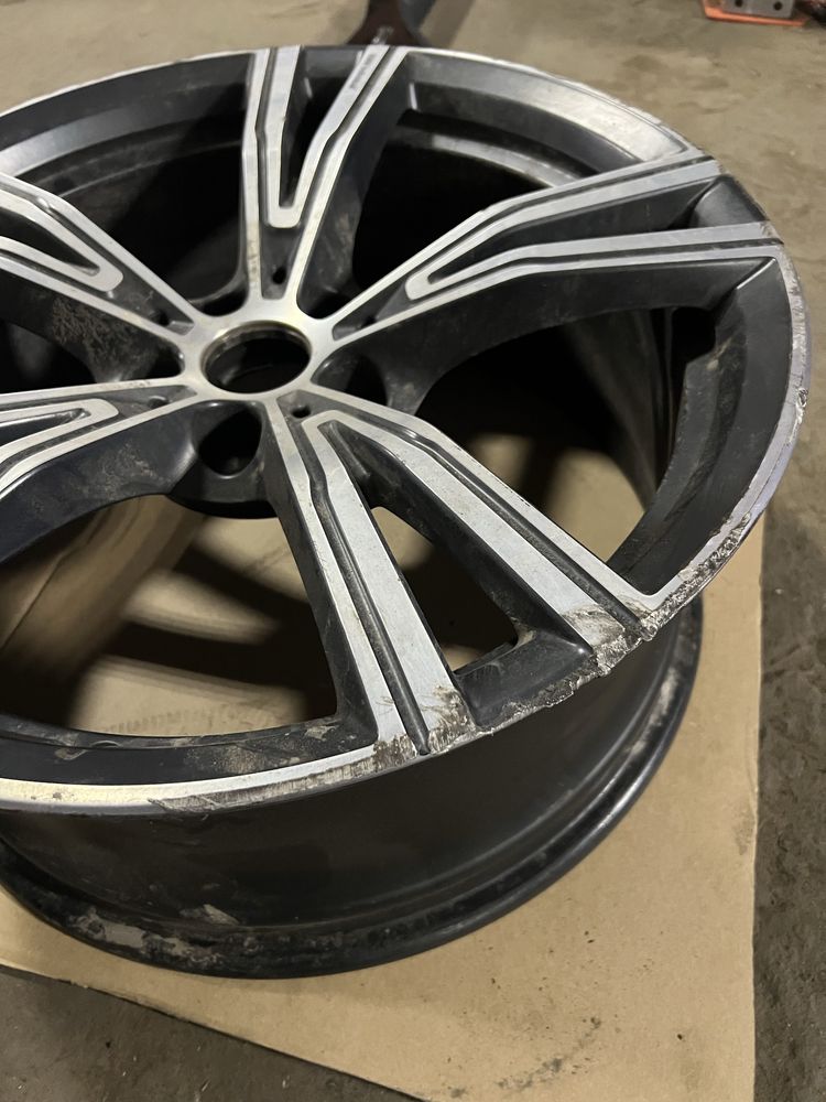 BMW g20 g22 Диски R19 оригінал стиль 793 783 передні