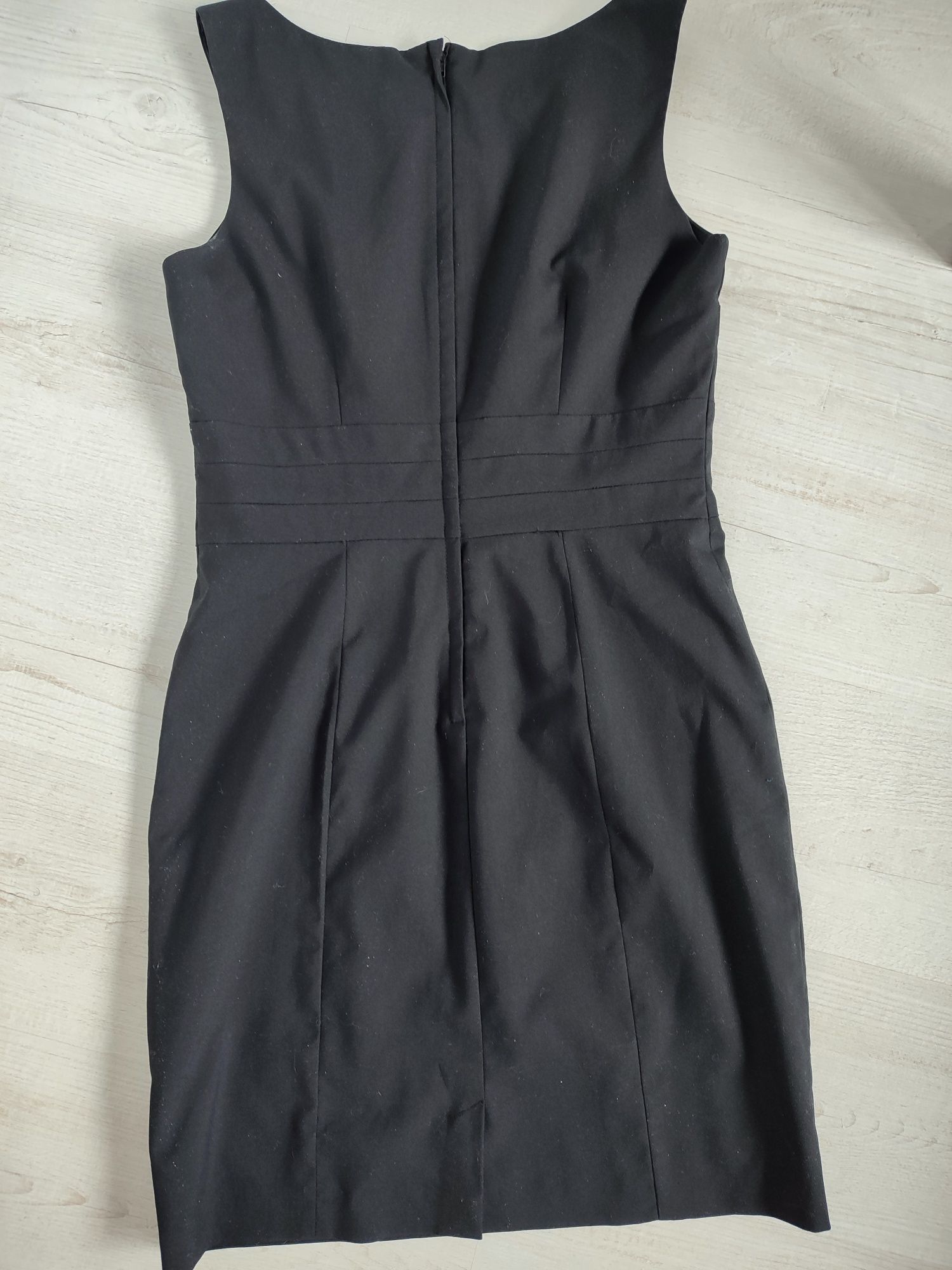 Czarna sukienka H&M rozmiar L