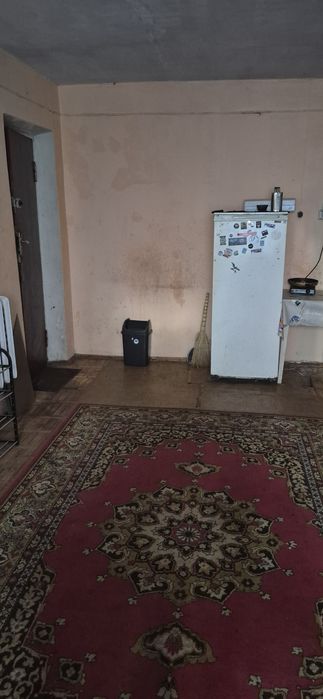 Здається кімната в гуртожитку