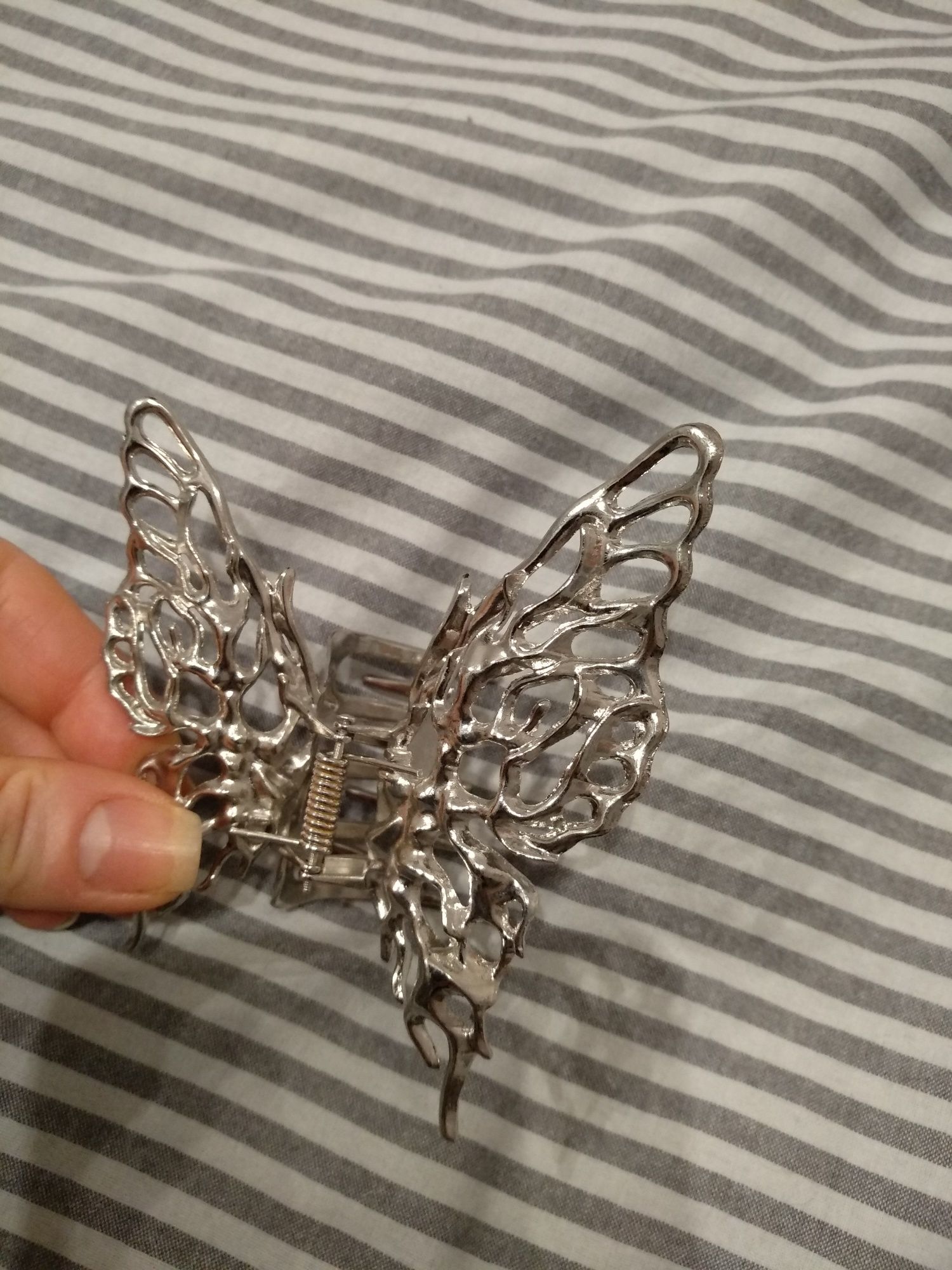 Spinka do włosów motyl