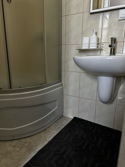 2 к квартира, подобово, Площа Филармоніі, самозаселення