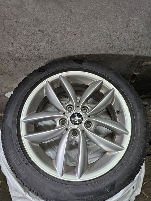 Koła zimowe BMW 1 3 X1 / Mini Countryman R60 17 cali – felgi + opony