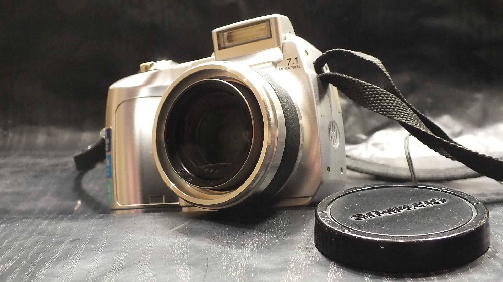 Цифровой Фотоаппарат OLYMPUS SP-510 UZ  + 4 аккумулятора